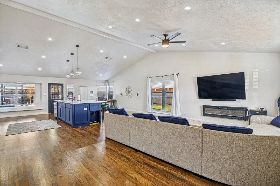 5301 Oceanport Drive Garland TX 75043