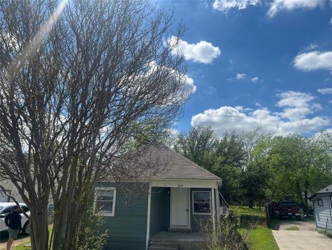 204 Opal Street Waxahachie TX 75165