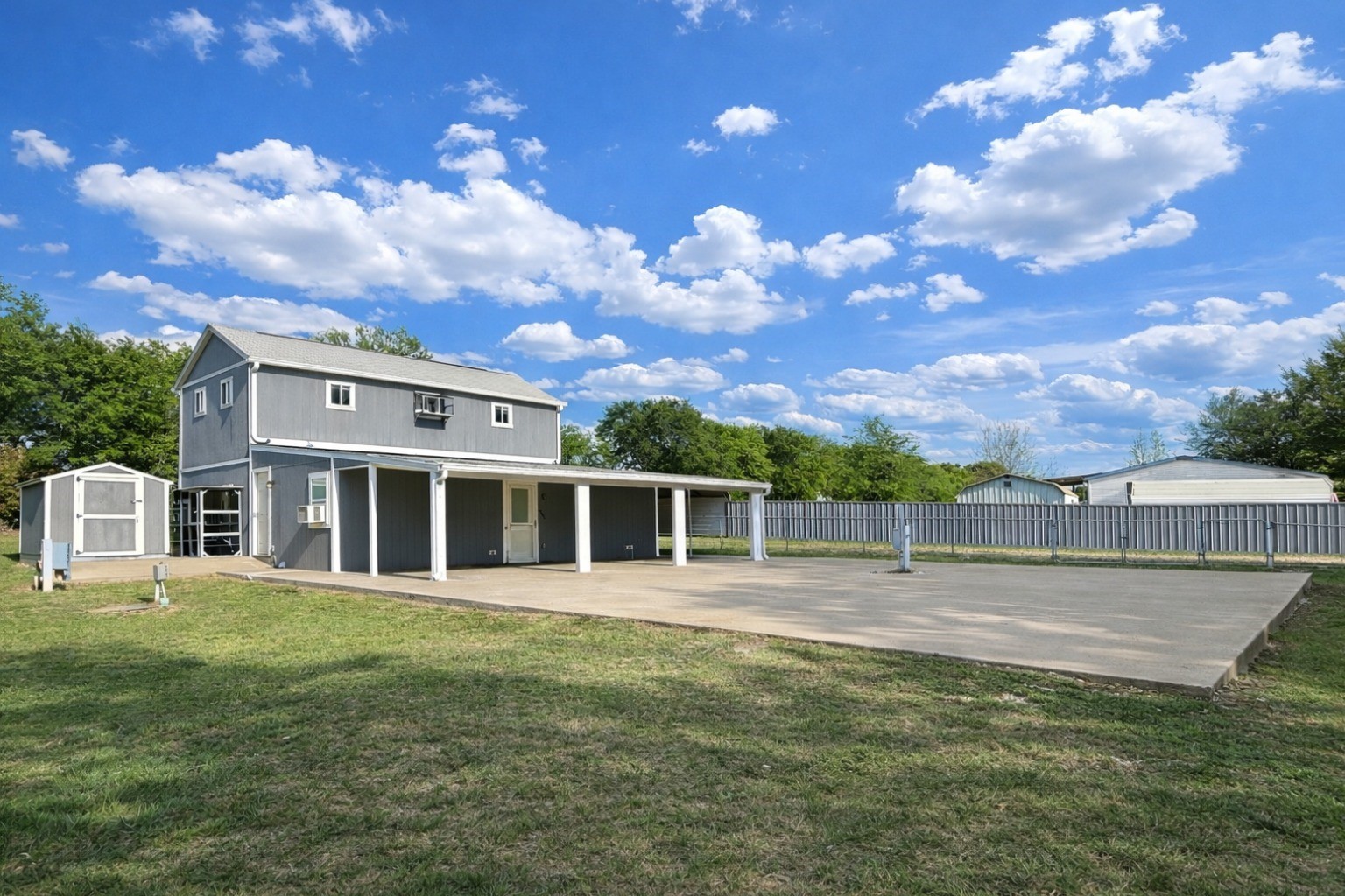 400 Comanche Quitman TX 75783