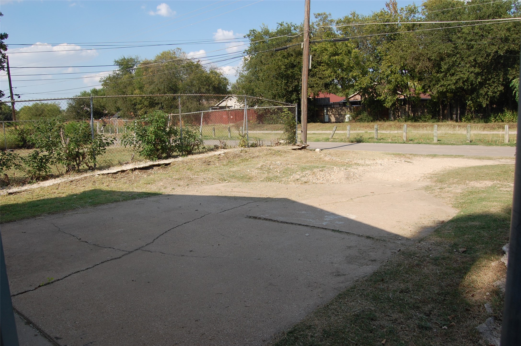 1808 Western Park Drive Dallas TX 75211