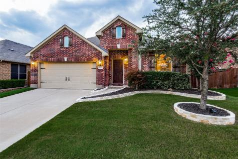 8213 Yukon Lane Aubrey TX 76227
