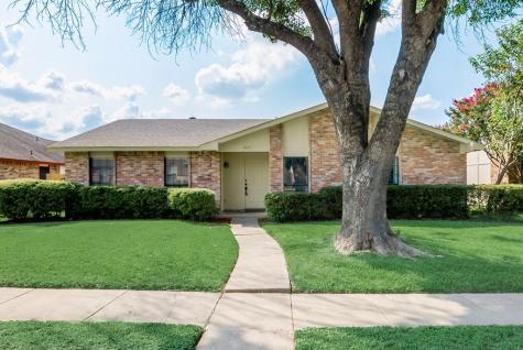 2633 Hampshire Drive Garland TX 75040