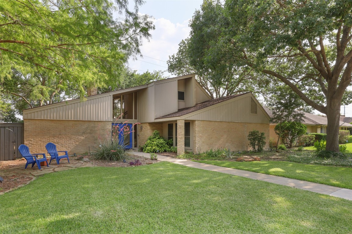 6802 Saint Anne Street Dallas TX 75248