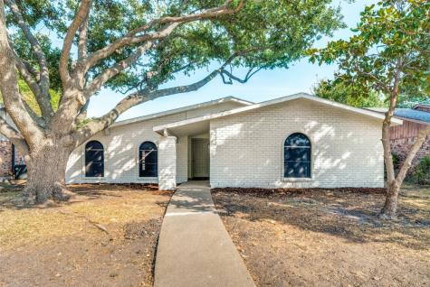 6233 Fallbrook Drive Garland TX 75043