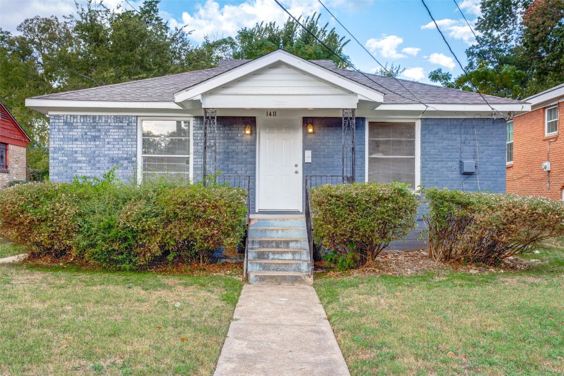 1411 Fernwood Avenue Dallas TX 75216