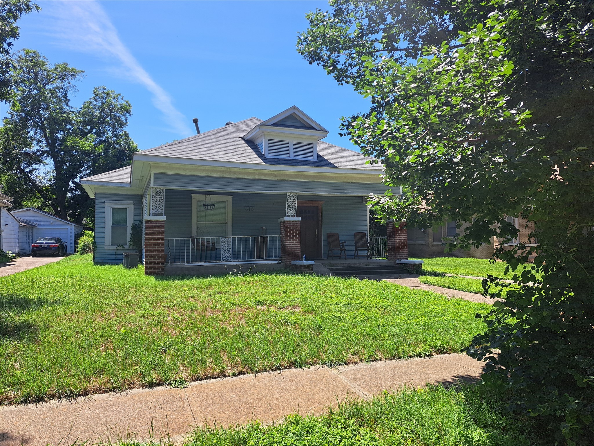317 S Clinton Avenue Dallas TX 75208