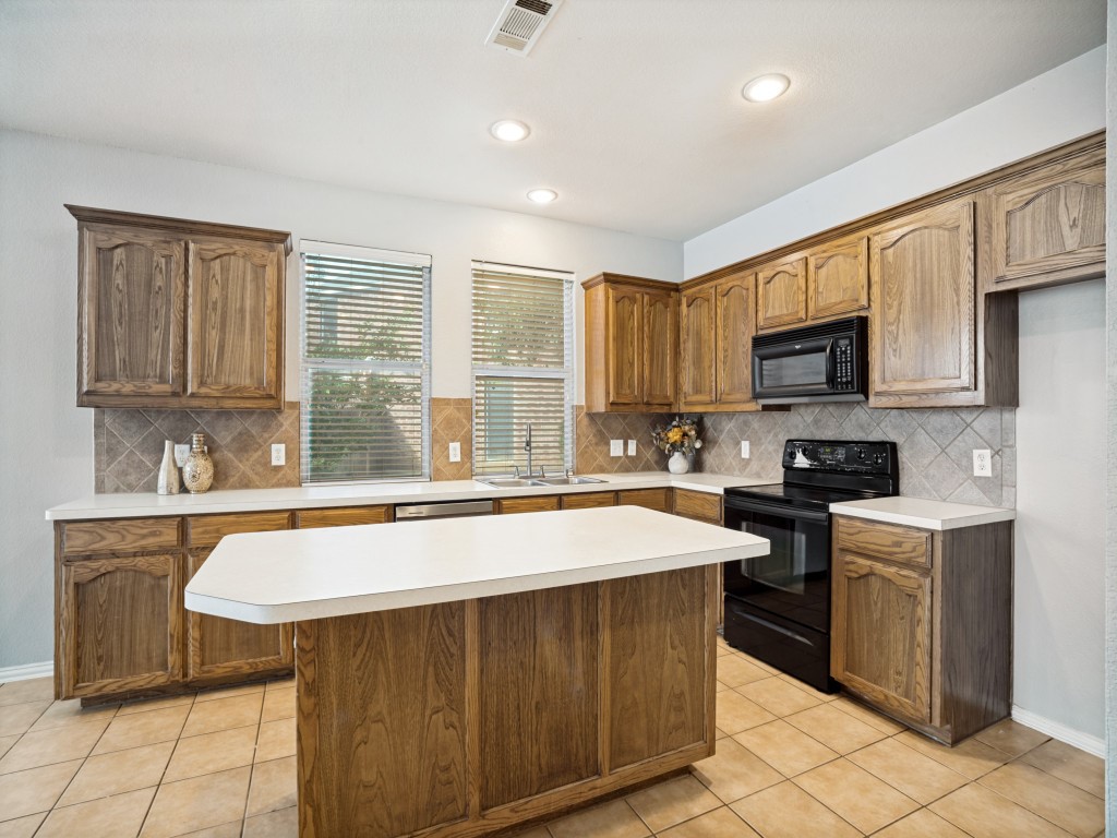 2737 Lynx Fort Worth TX 76244