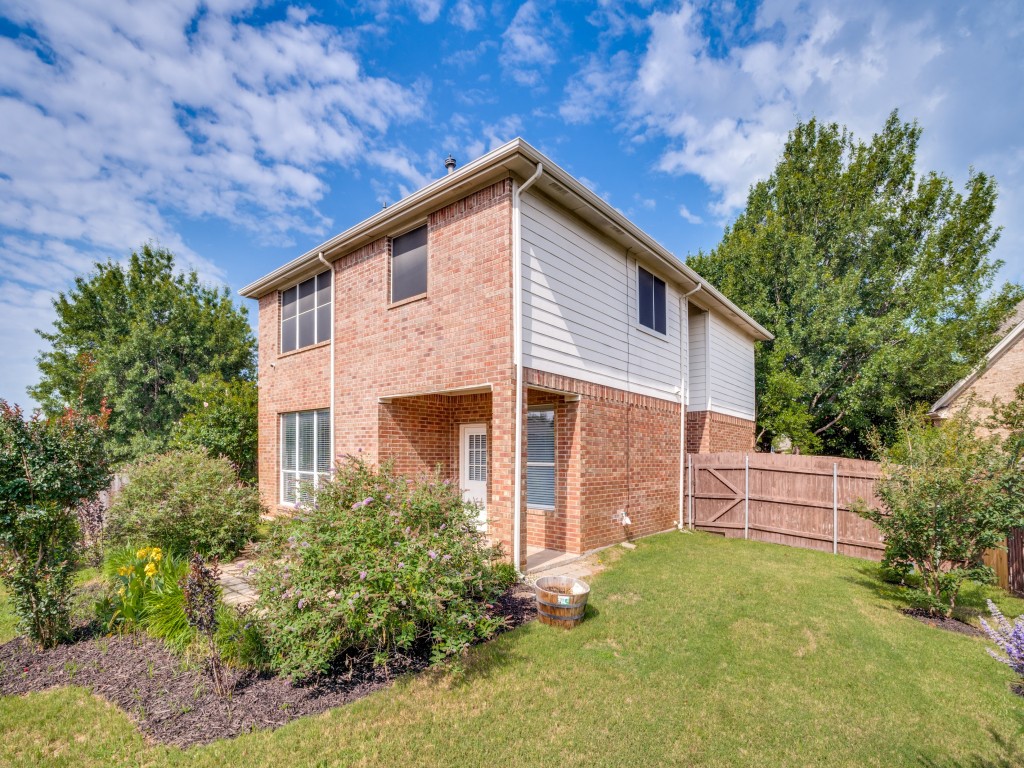 2737 Lynx Fort Worth TX 76244