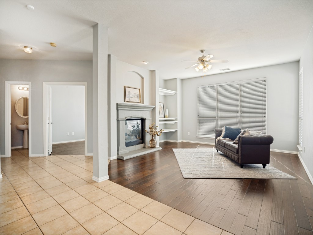 2737 Lynx Fort Worth TX 76244