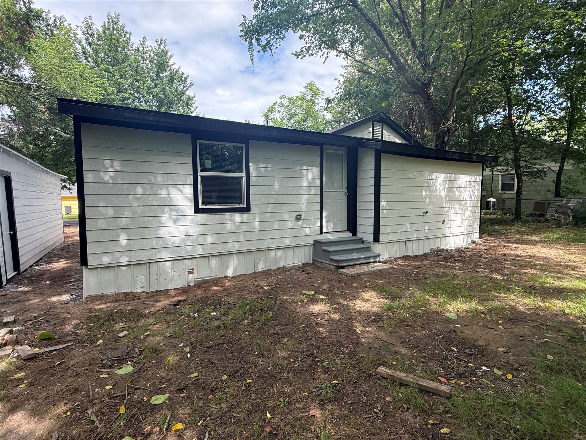 227 24th Street NW Paris TX 75460