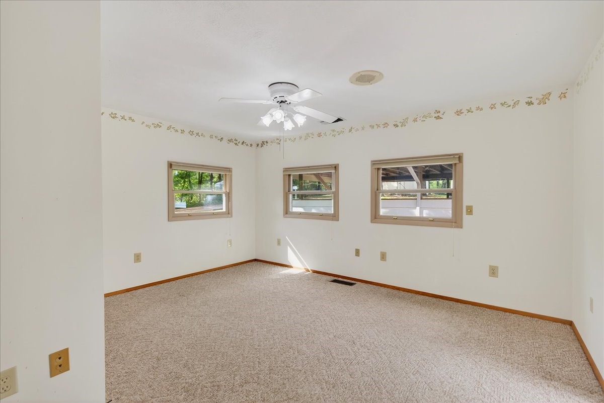 102 Summerall Drive Mabank TX 75156