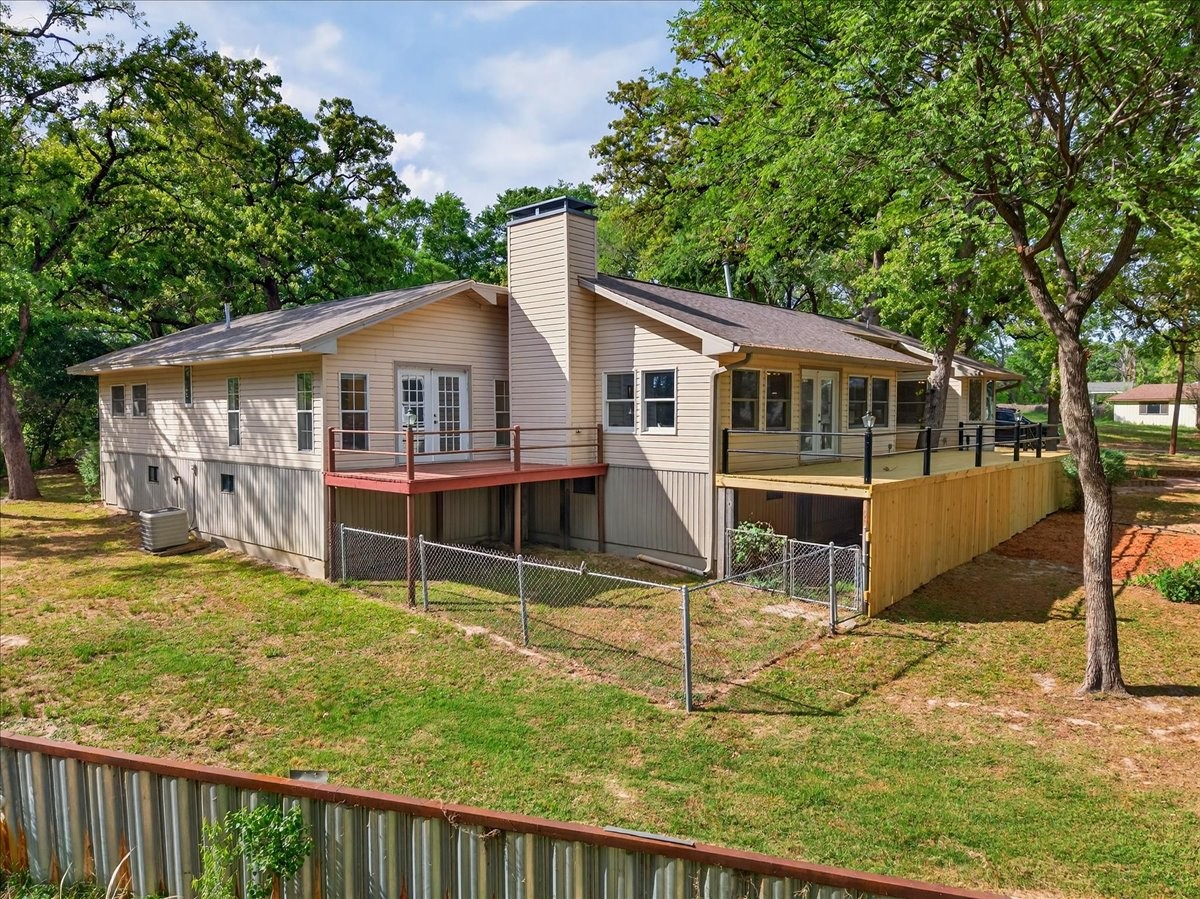 102 Summerall Drive Mabank TX 75156