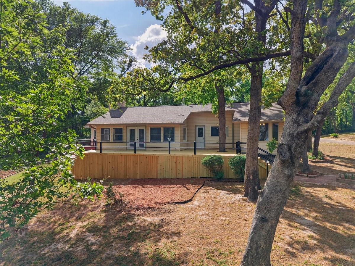 102 Summerall Drive Mabank TX 75156