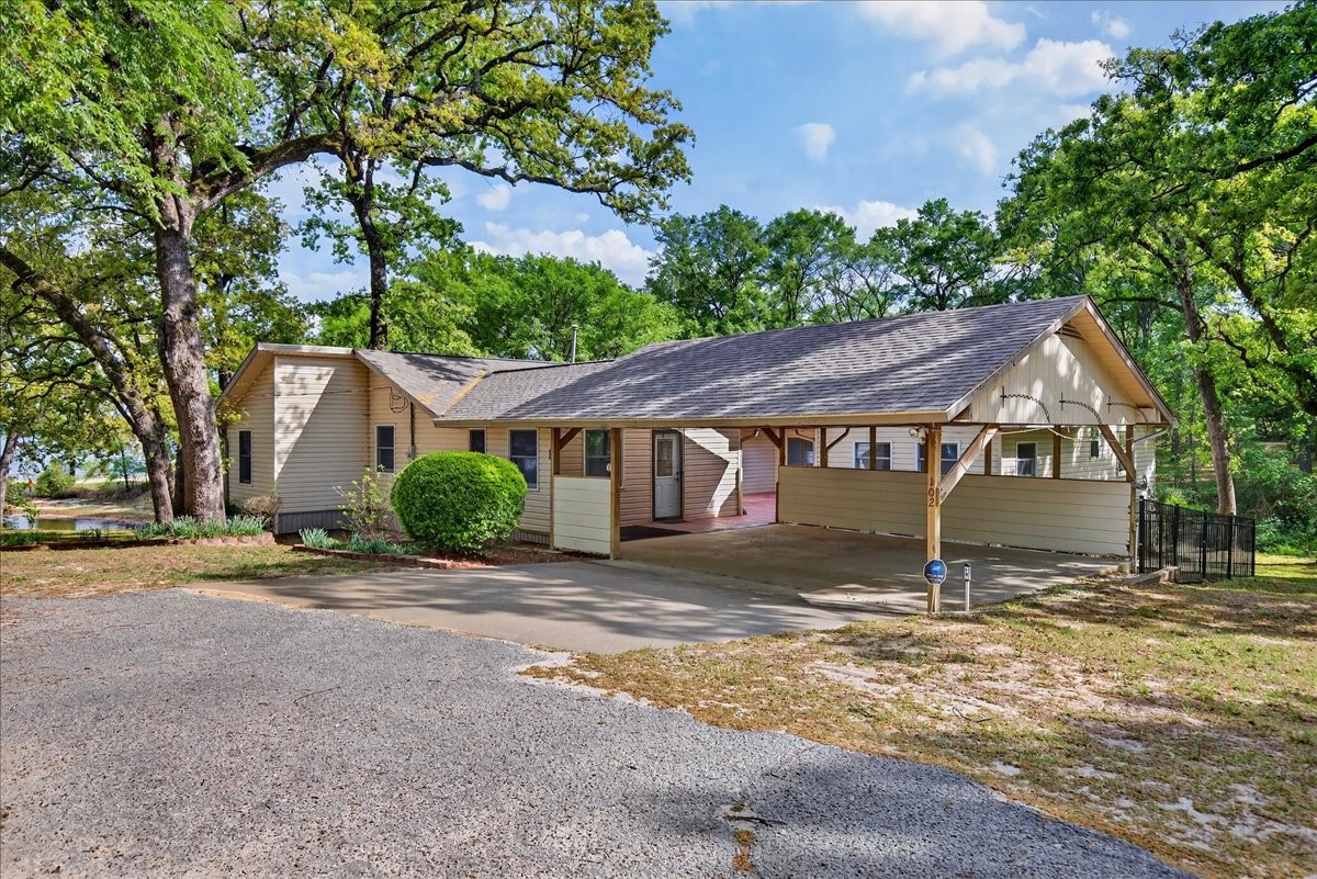 102 Summerall Drive Mabank TX 75156
