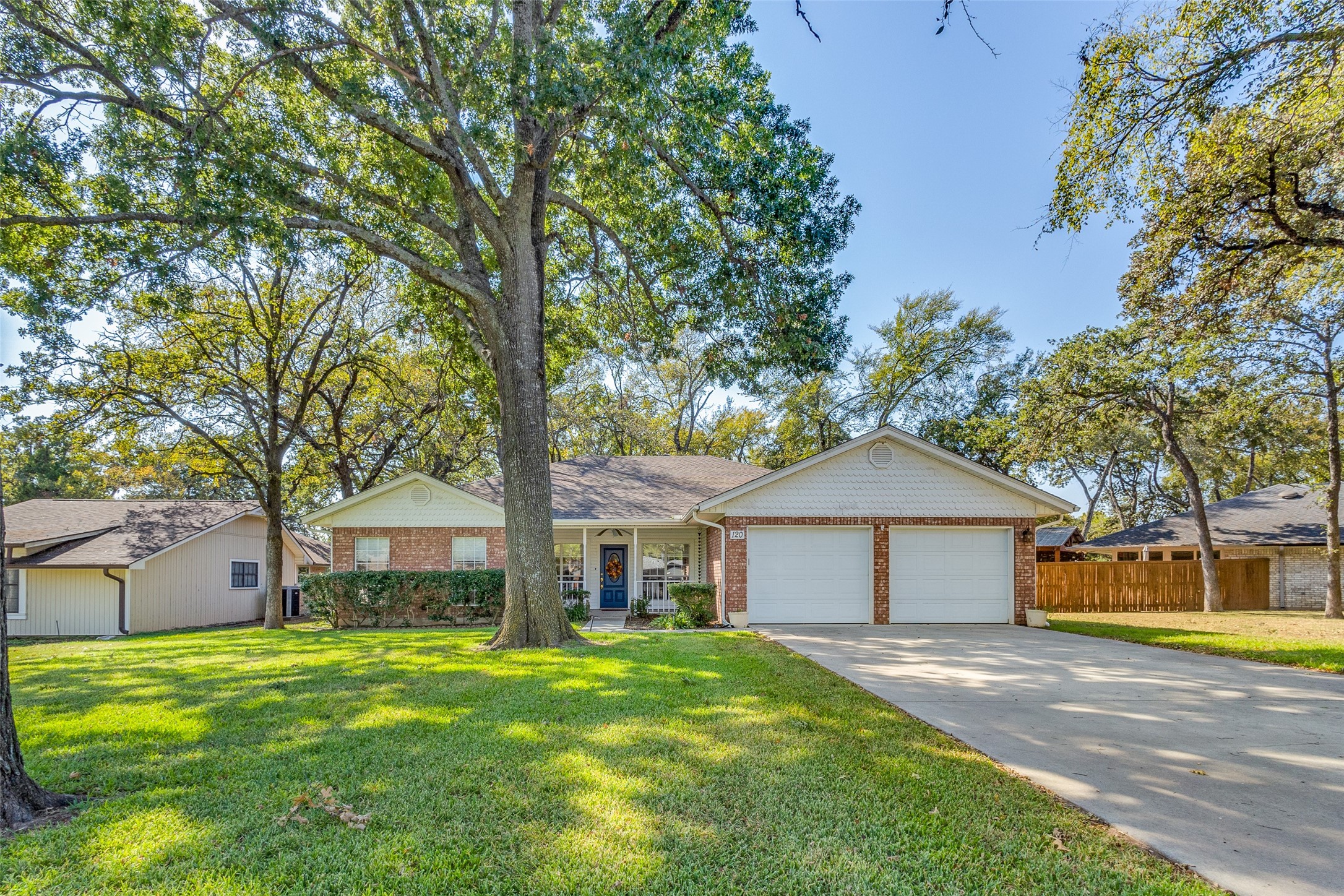 120 Modoc Trail Lake Kiowa TX 76240