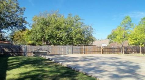1111 N Houston Street Royse City TX 75189