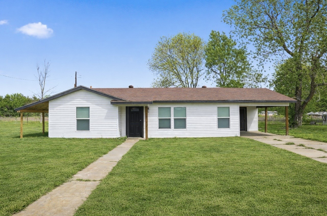 1030 Travis Circle Cooper TX 75432