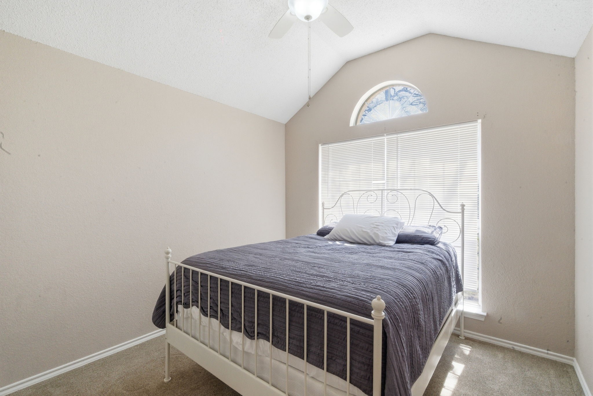 705 Oak Park Drive Azle TX 76020