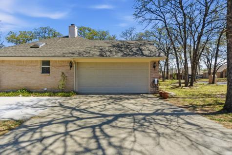 705 Oak Park Drive Azle TX 76020