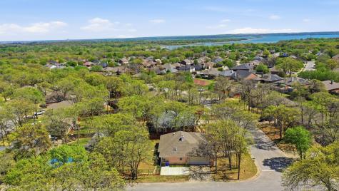 705 Oak Park Drive Azle TX 76020