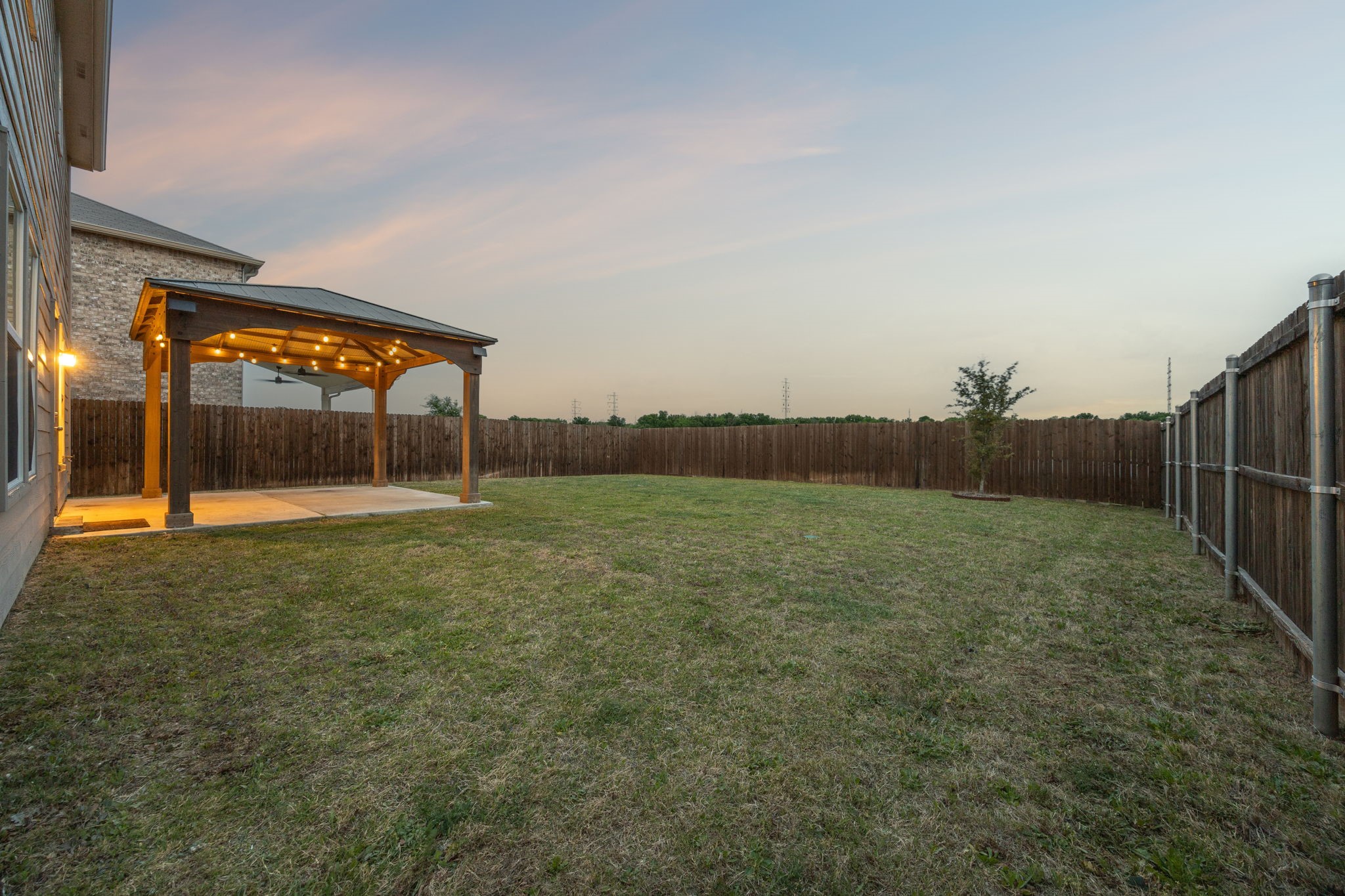 805 Harefield Haslet TX 76052