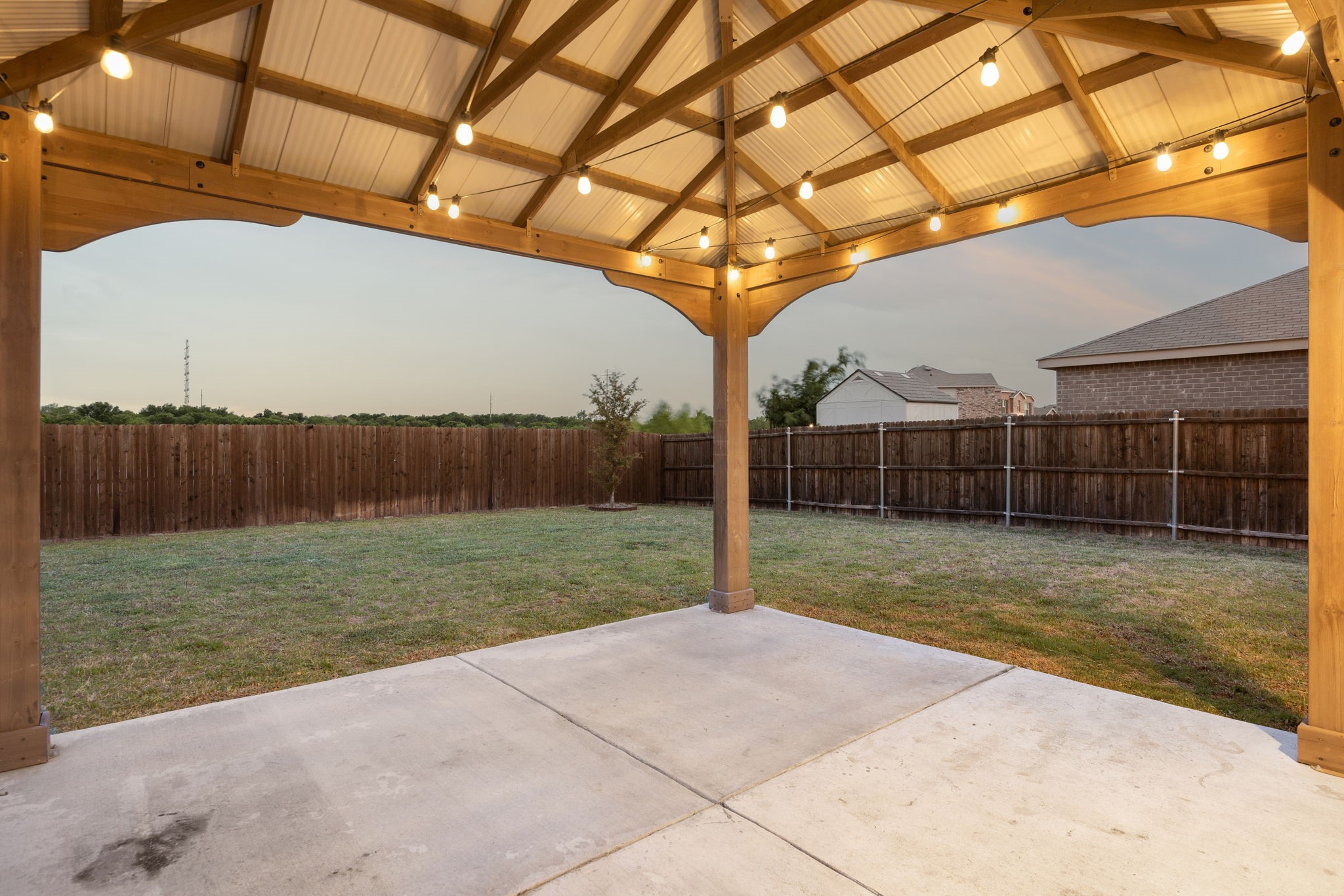 805 Harefield Haslet TX 76052
