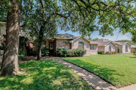 13101 Green Valley Drive Balch Springs TX 75180