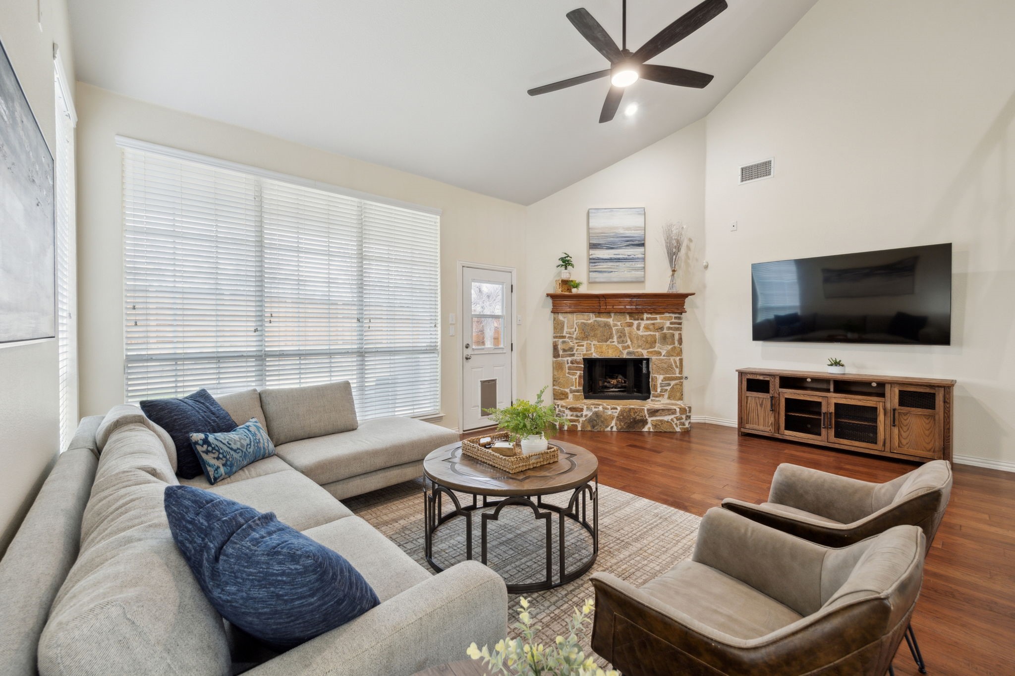 1261 Golf Club Drive Lantana TX 76226