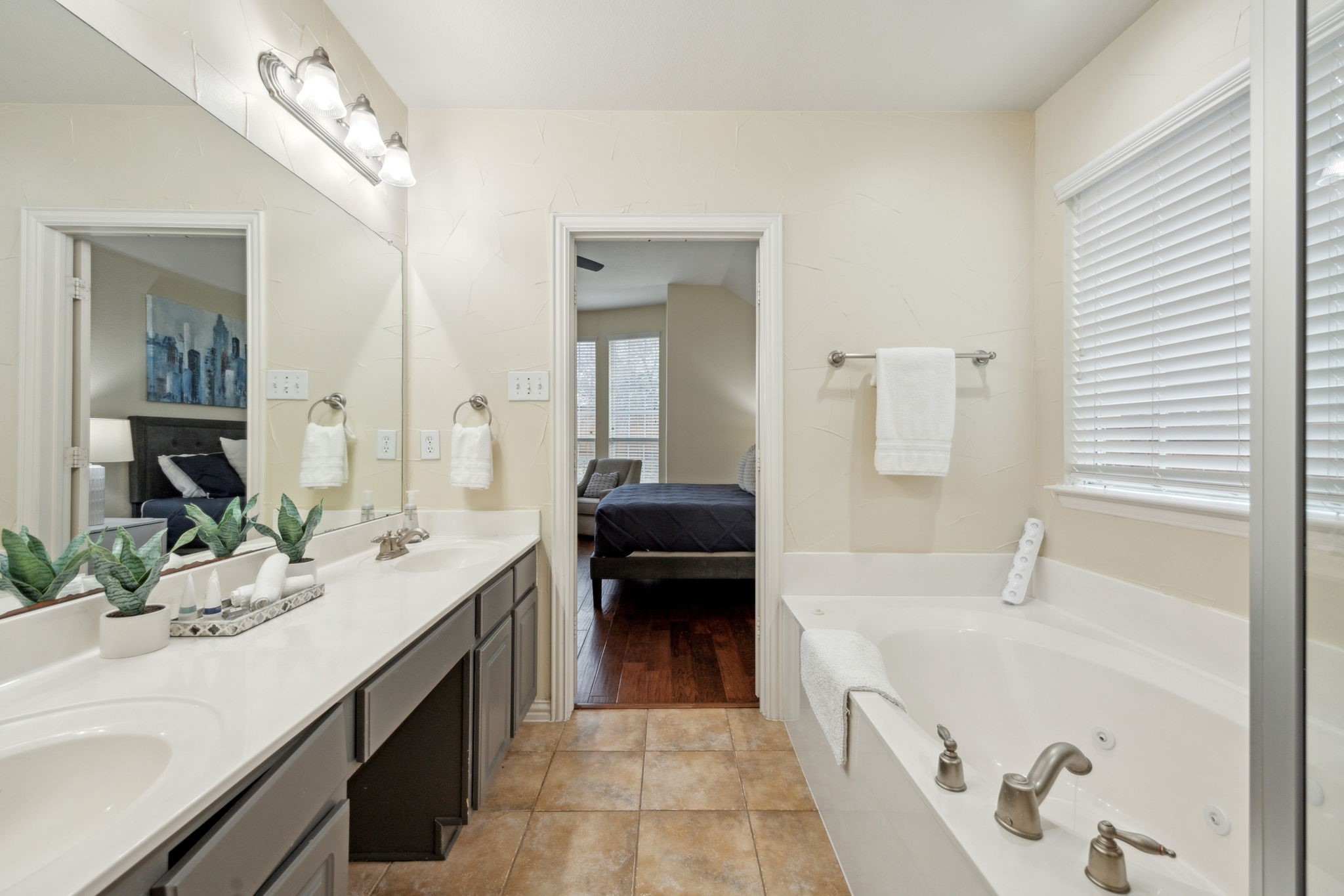 1261 Golf Club Drive Lantana TX 76226