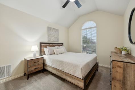 1261 Golf Club Drive Lantana TX 76226