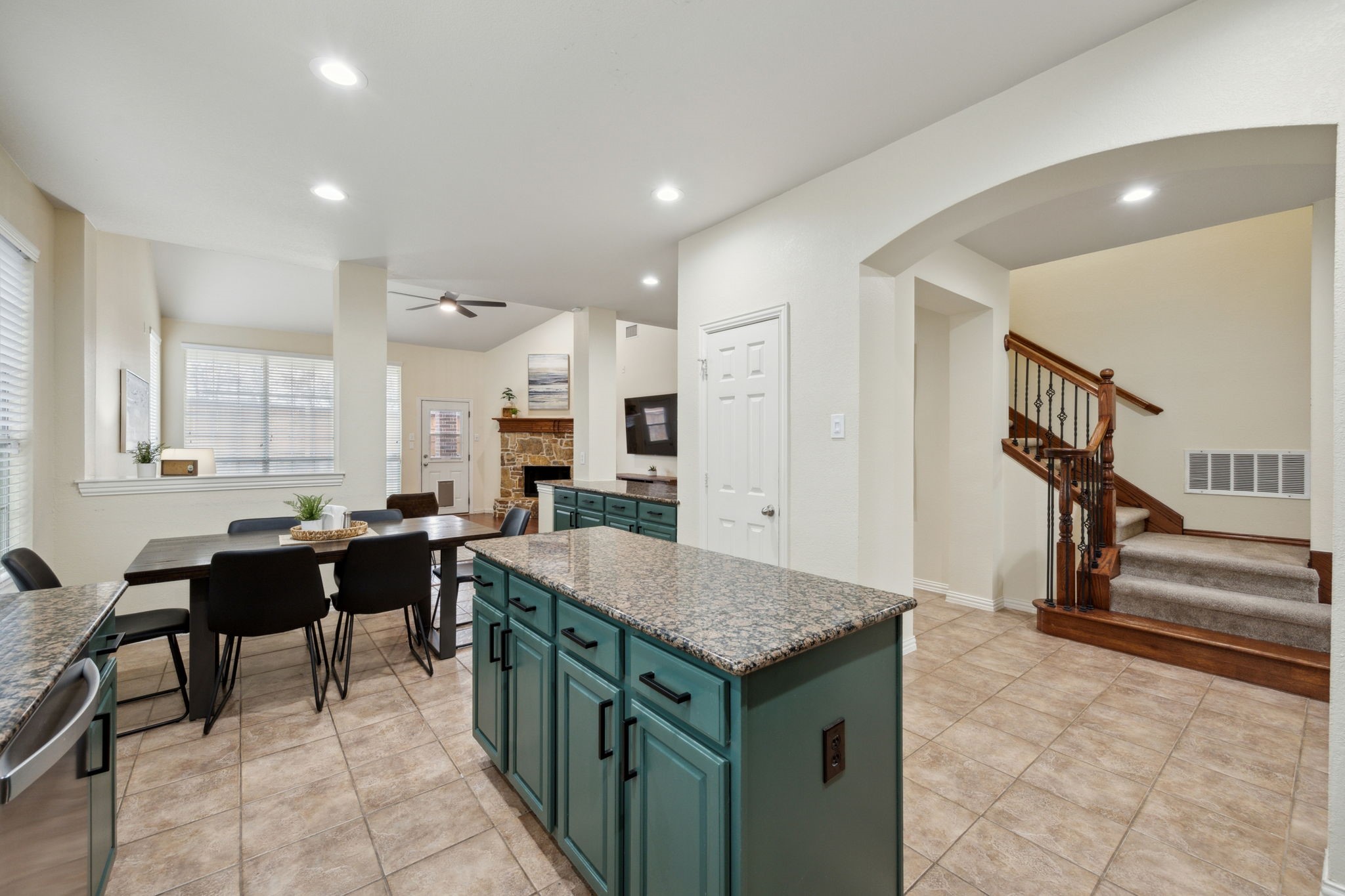 1261 Golf Club Drive Lantana TX 76226