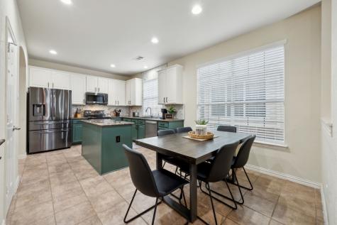 1261 Golf Club Drive Lantana TX 76226
