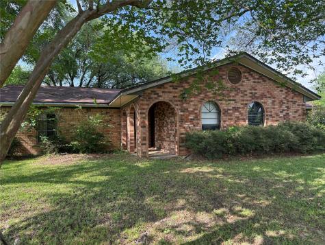 294 Washington Street Van TX 75790