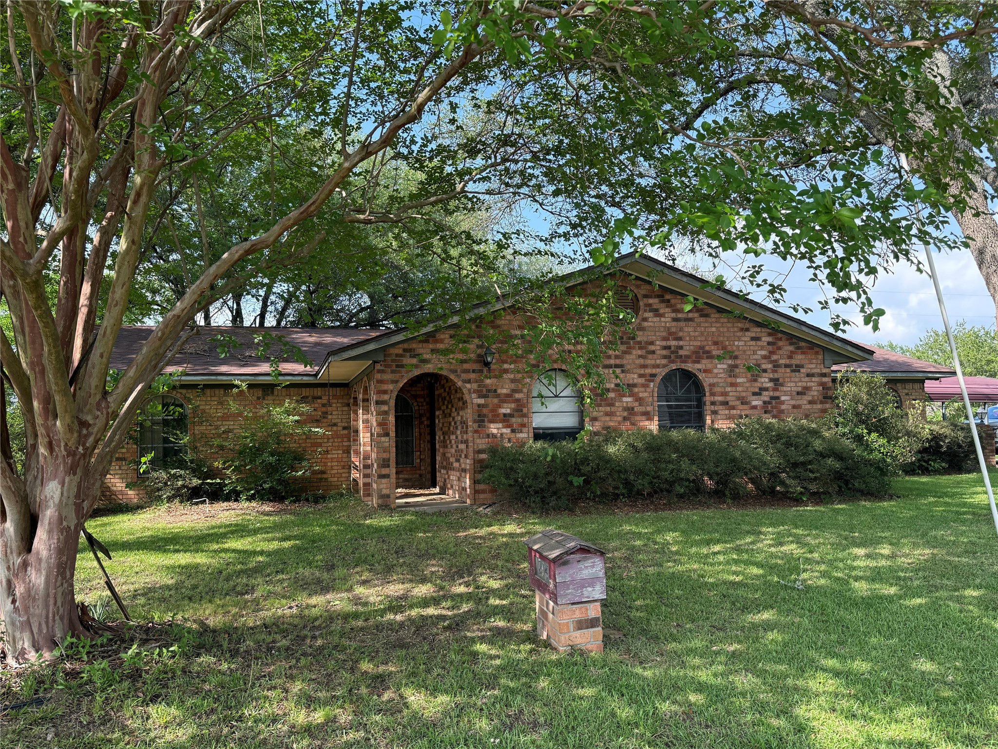 294 Washington Street Van TX 75790