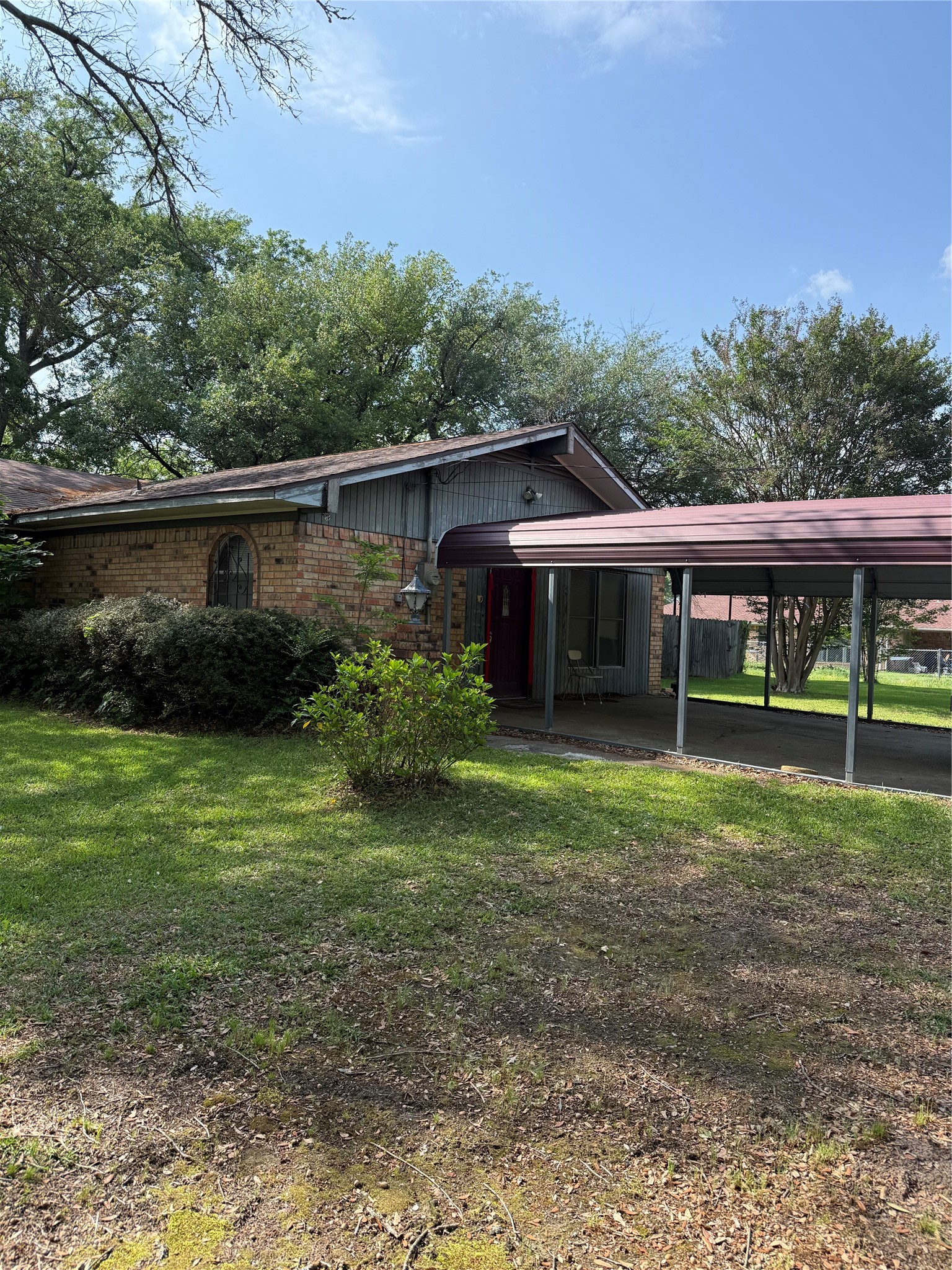 294 Washington Street Van TX 75790