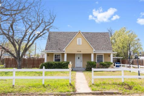 1203 8th Street Brownwood TX 76801