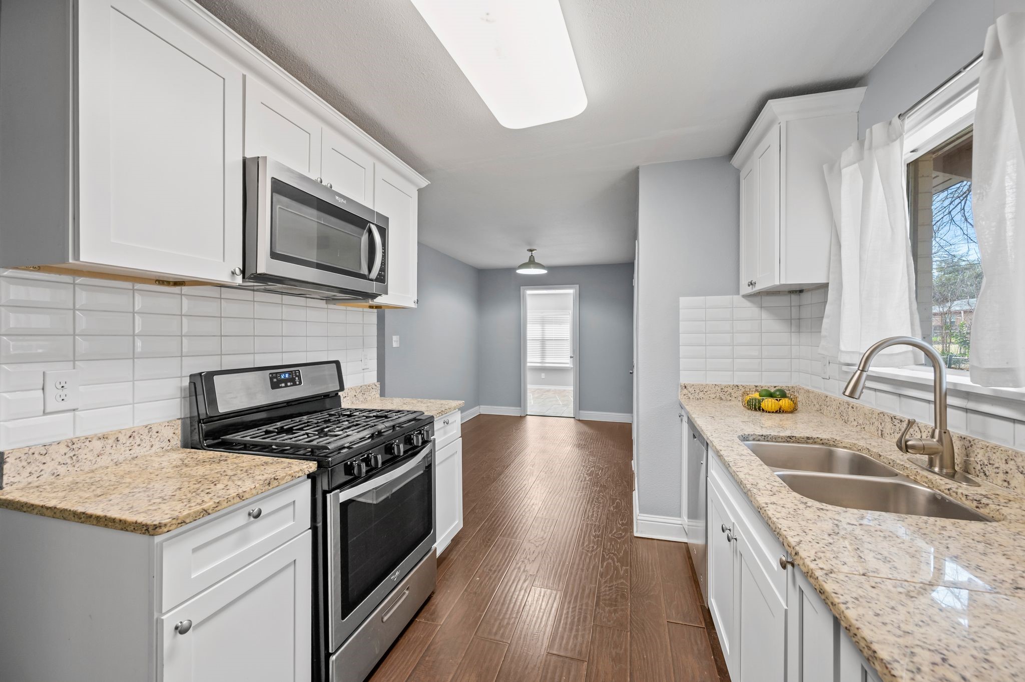 904 Treasure Road Garland TX 75041