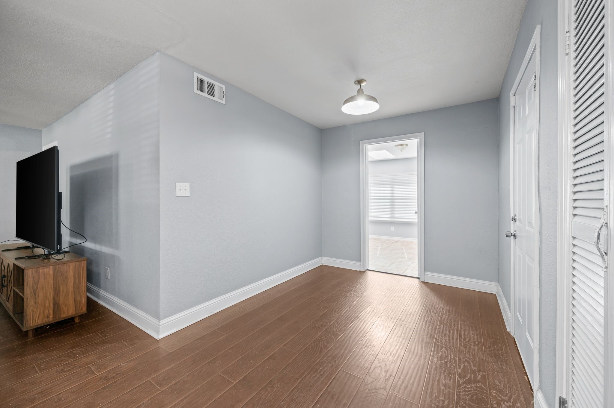 904 Treasure Road Garland TX 75041