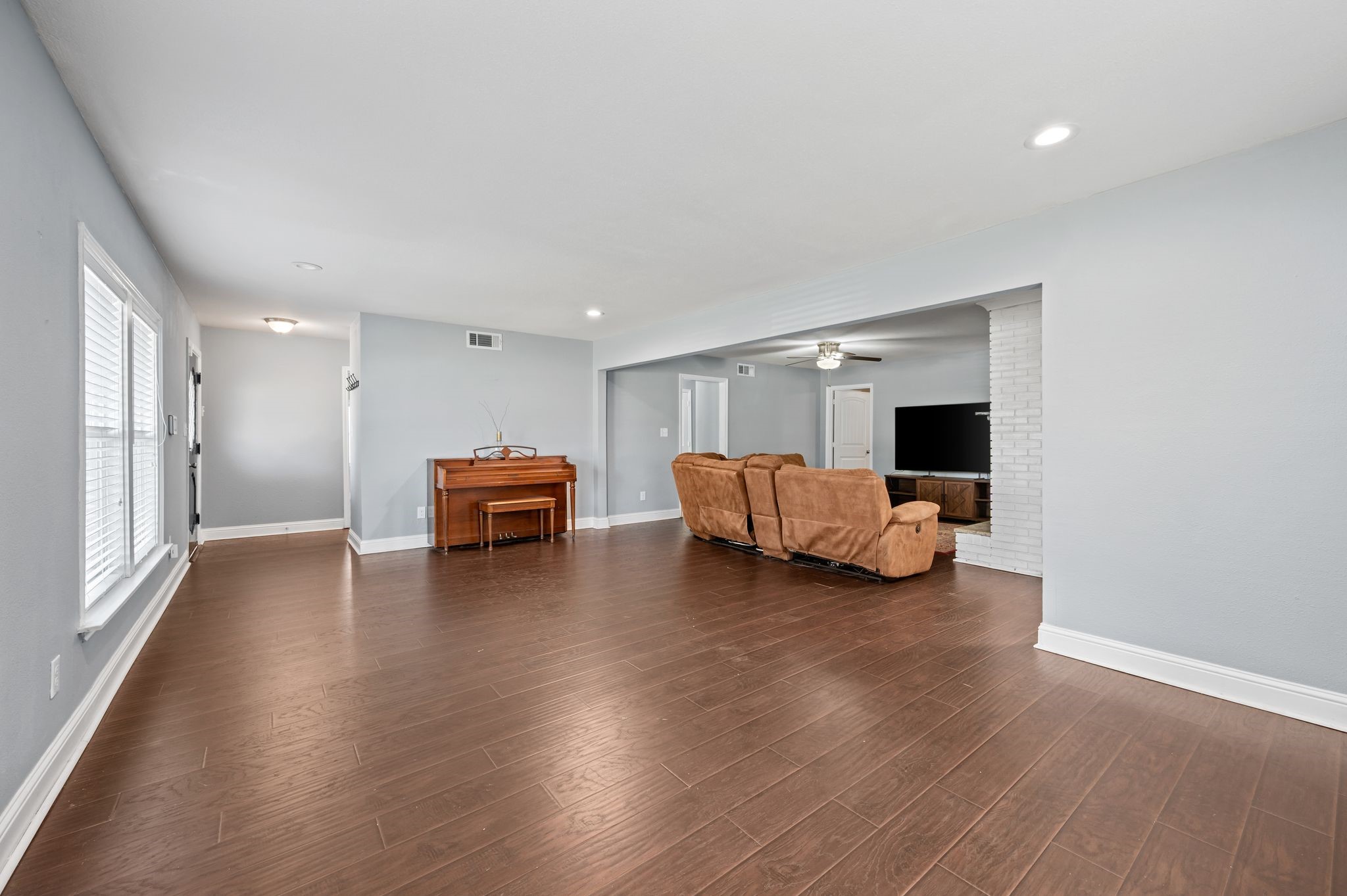 904 Treasure Road Garland TX 75041