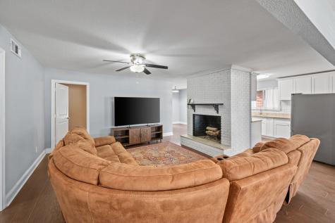 904 Treasure Road Garland TX 75041