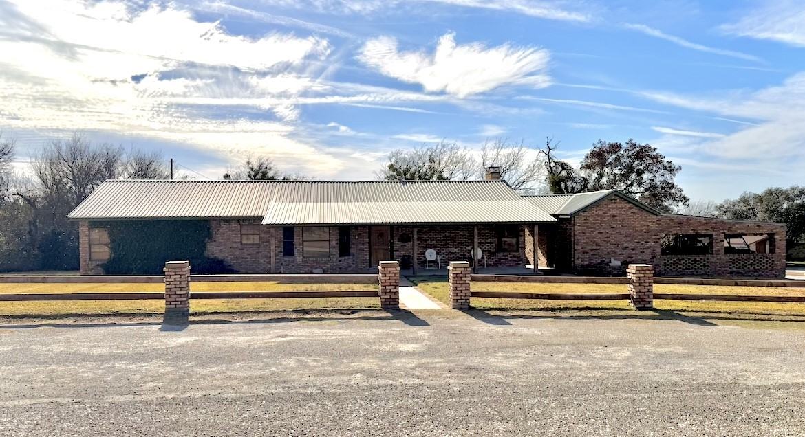 5 W Highway 84 Goldthwaite TX 76844