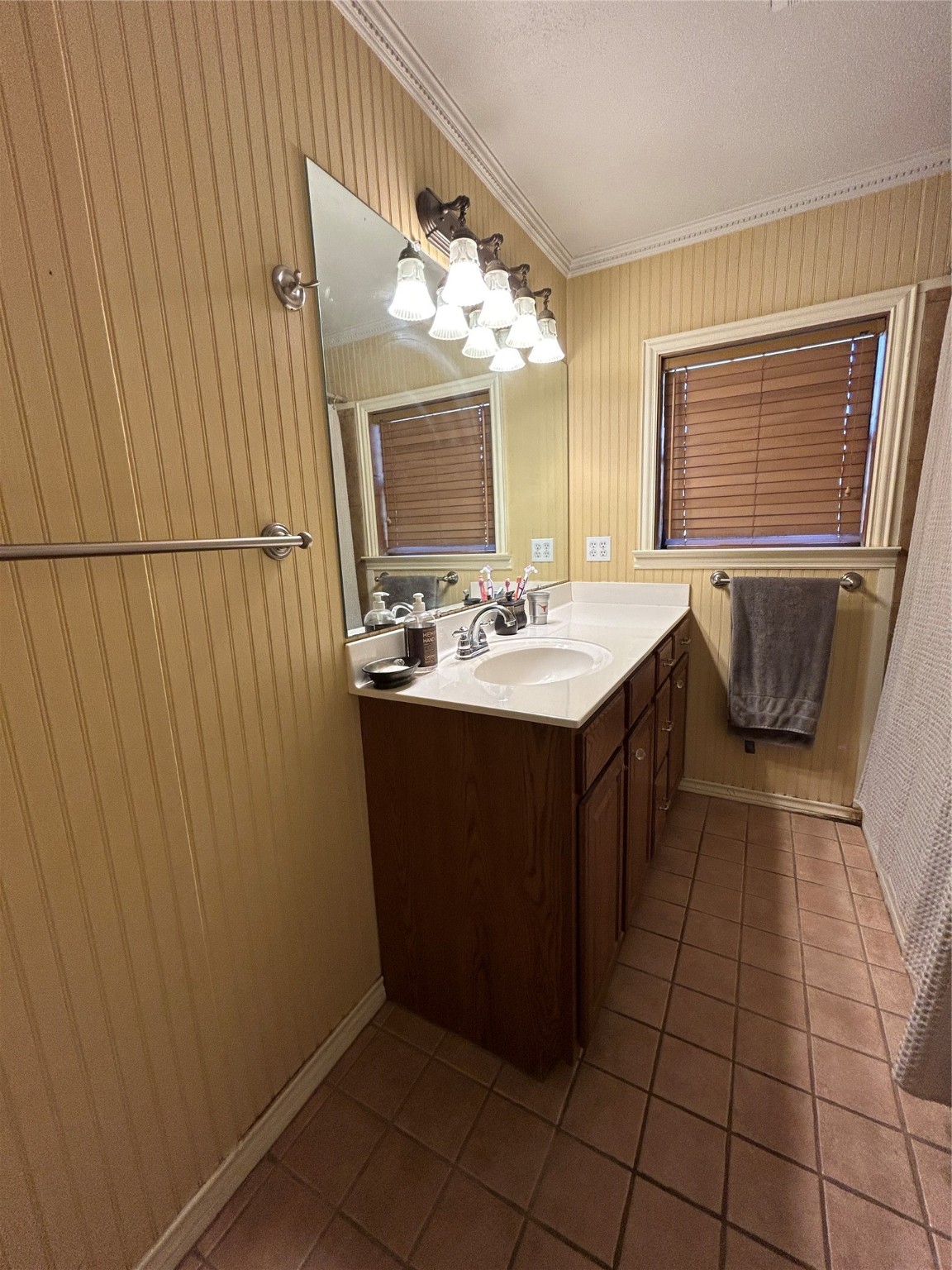 5 W Highway 84 Goldthwaite TX 76844