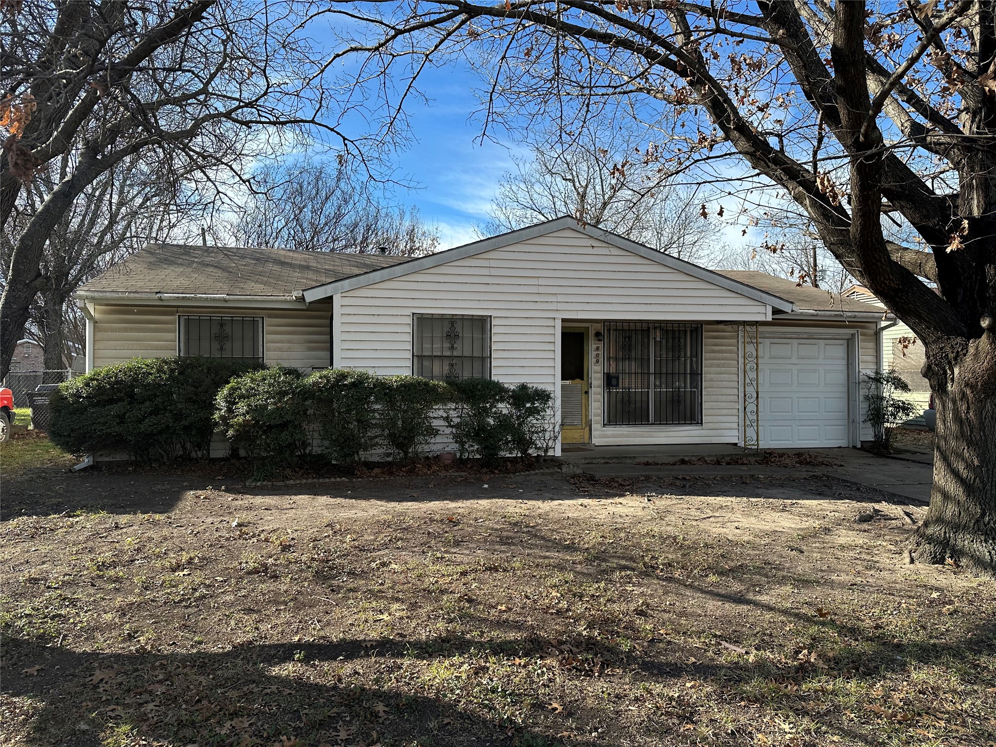 609 Woodmont Drive Dallas TX 75217