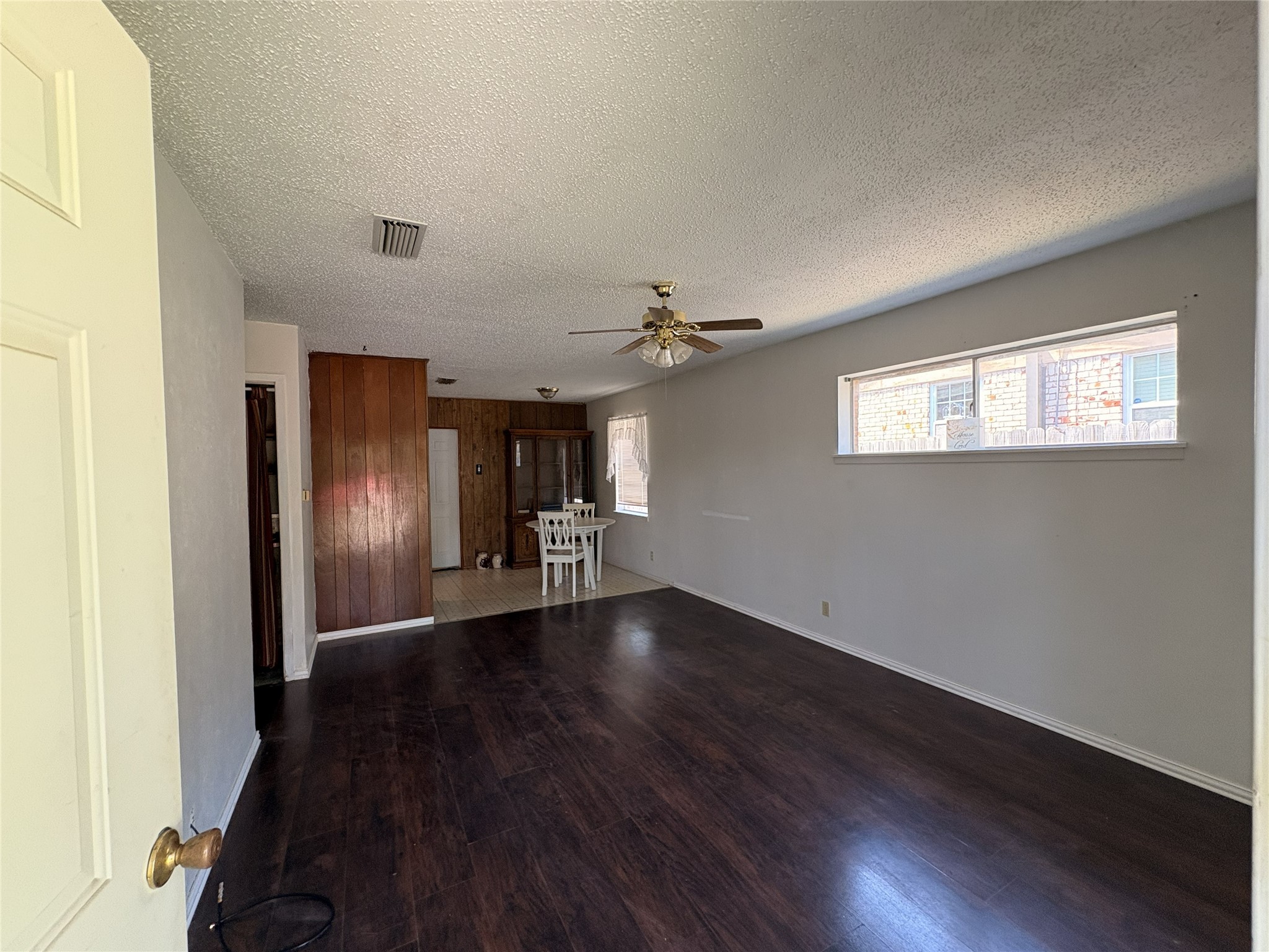 1829 S Center Street Denison TX 75021