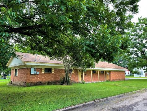 701 Poplar Street Teague TX 75860
