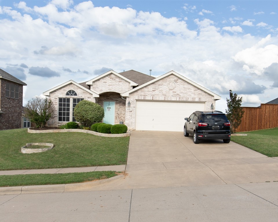 1141 Hidden Meadow Drive Burleson TX 76028