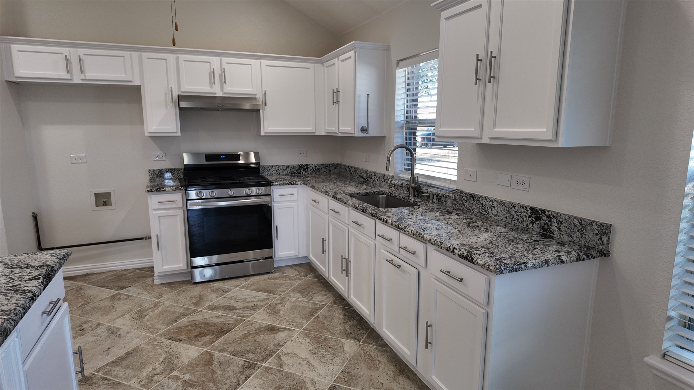 131 Yosemite Lane Terrell TX 75160