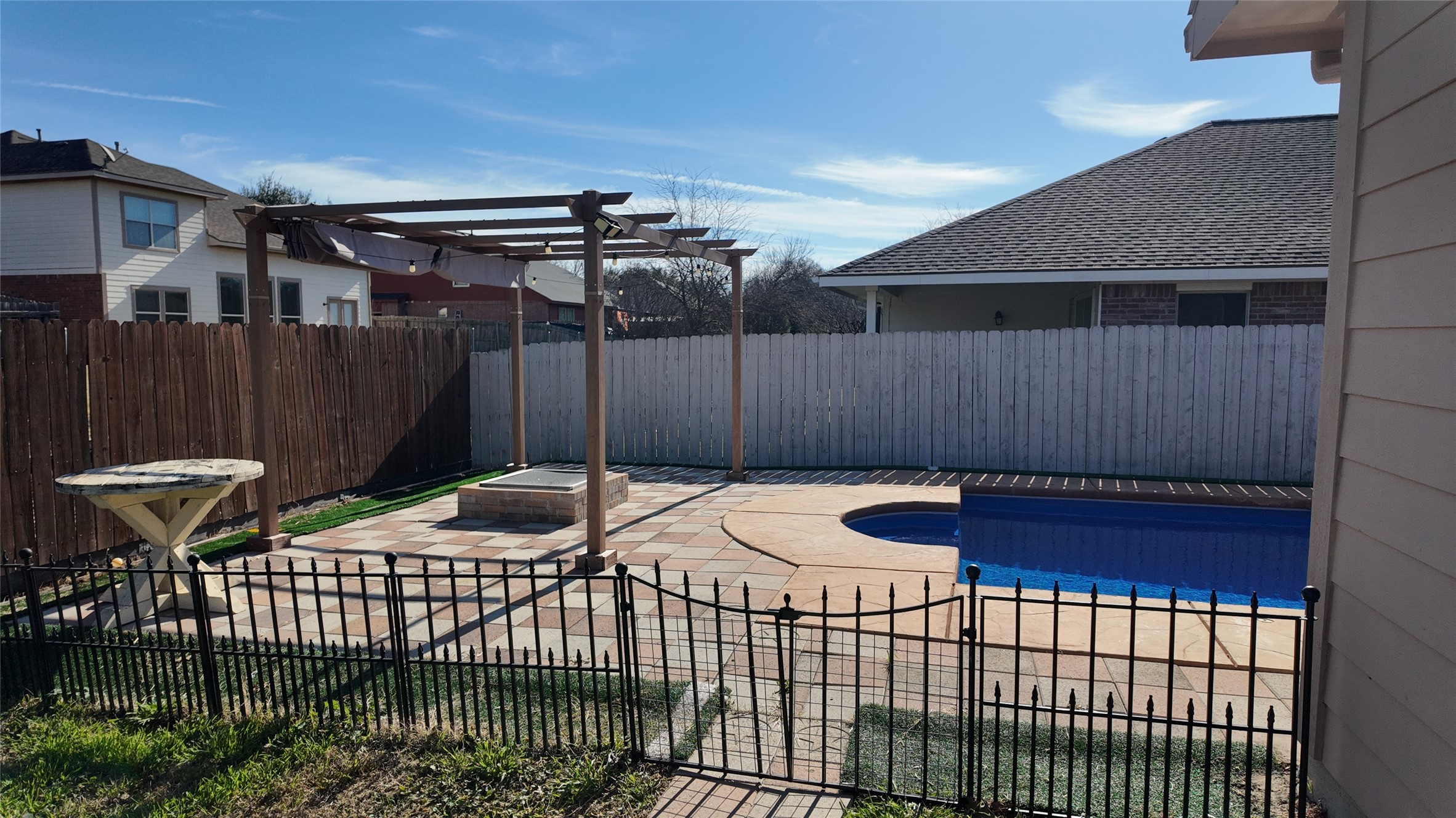 131 Yosemite Lane Terrell TX 75160
