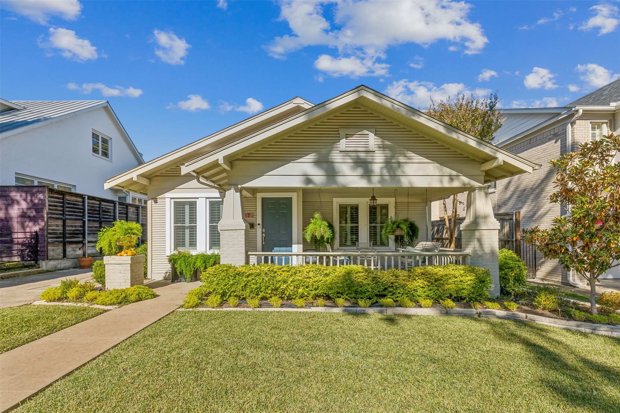 5220 El Campo Avenue Fort Worth TX 76107