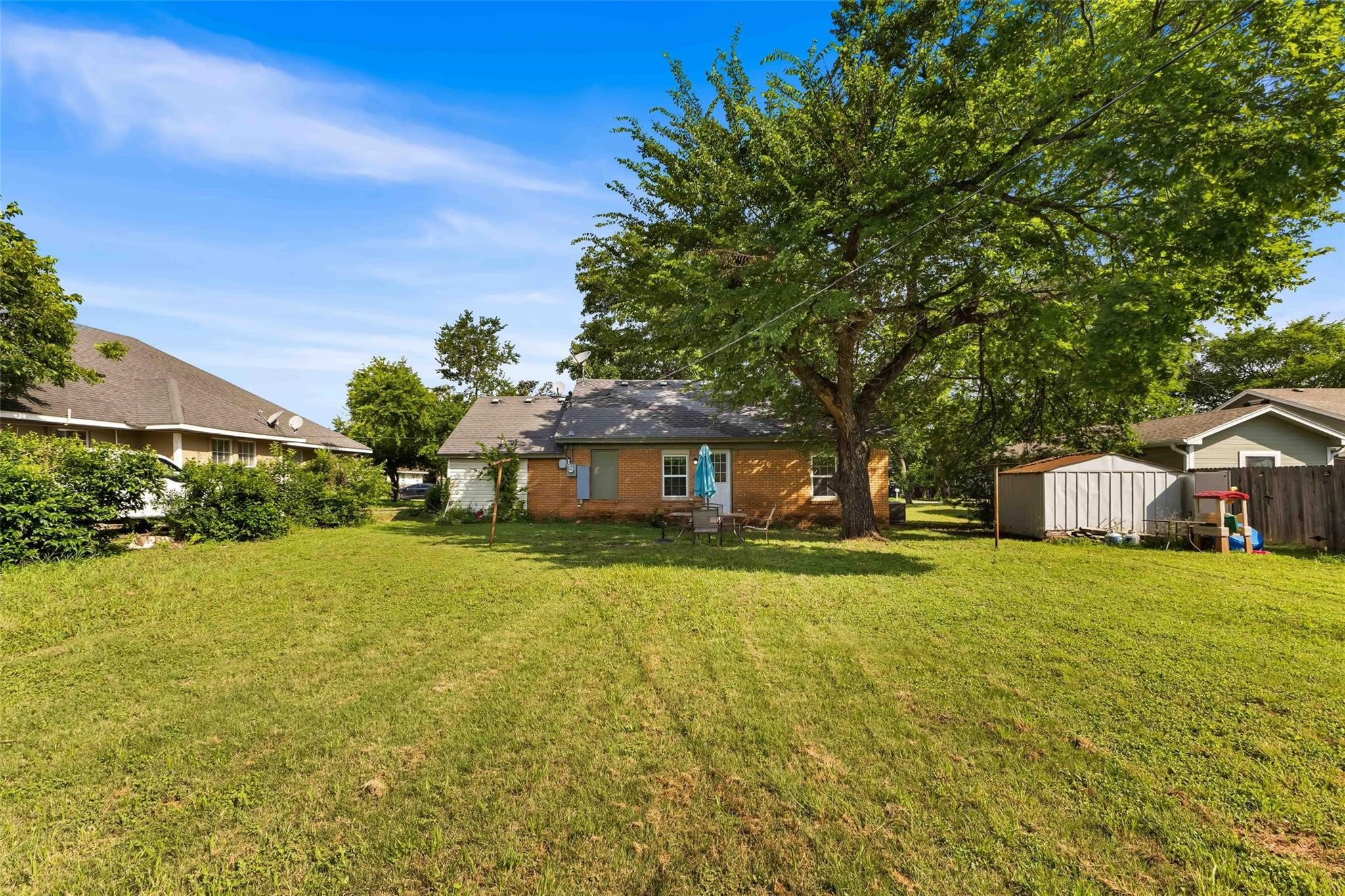1126 W 7th Street Mcgregor TX 76657